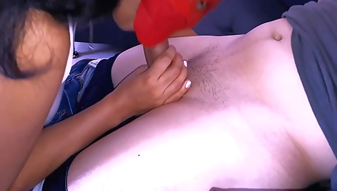 Ebony beauty gets humped in amateur interracial video