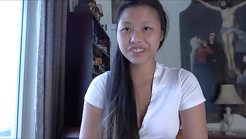 Asian brunette blowjob in homemade porn film 1080p